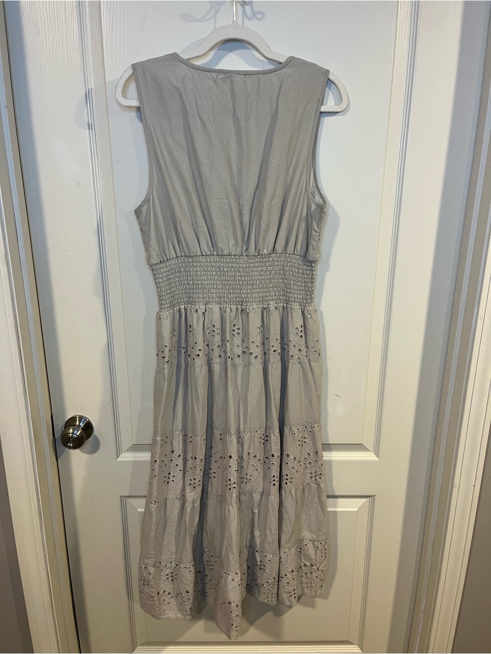 Sleeveless Light Gray Eyelet V-Neck Midi Dress - Picture 6 of 6